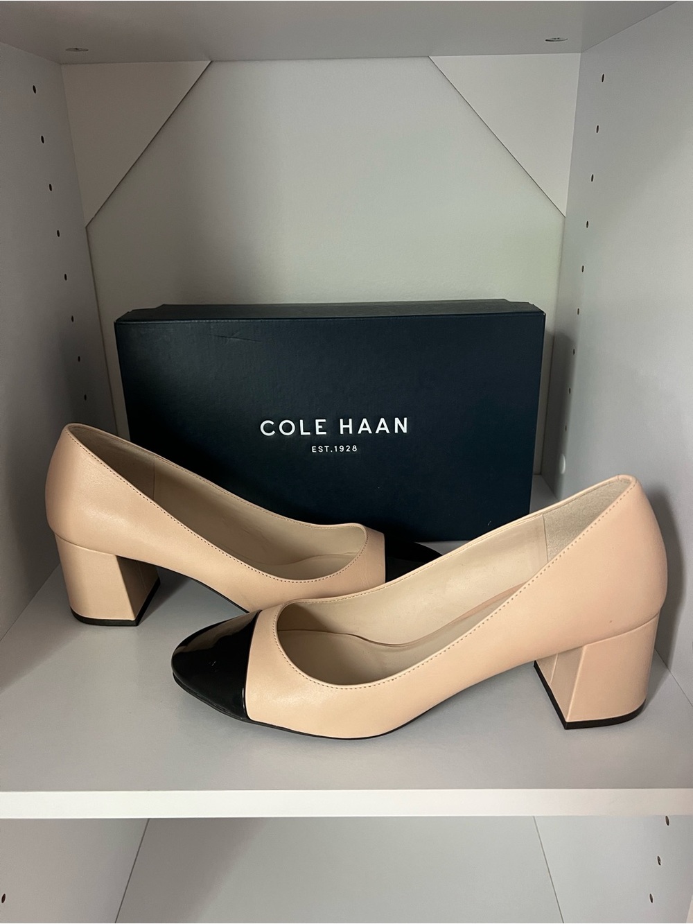 NIB Cole Haan Nude and Black Cap-Toe Block Heel Pumps - Picture 2 of 5